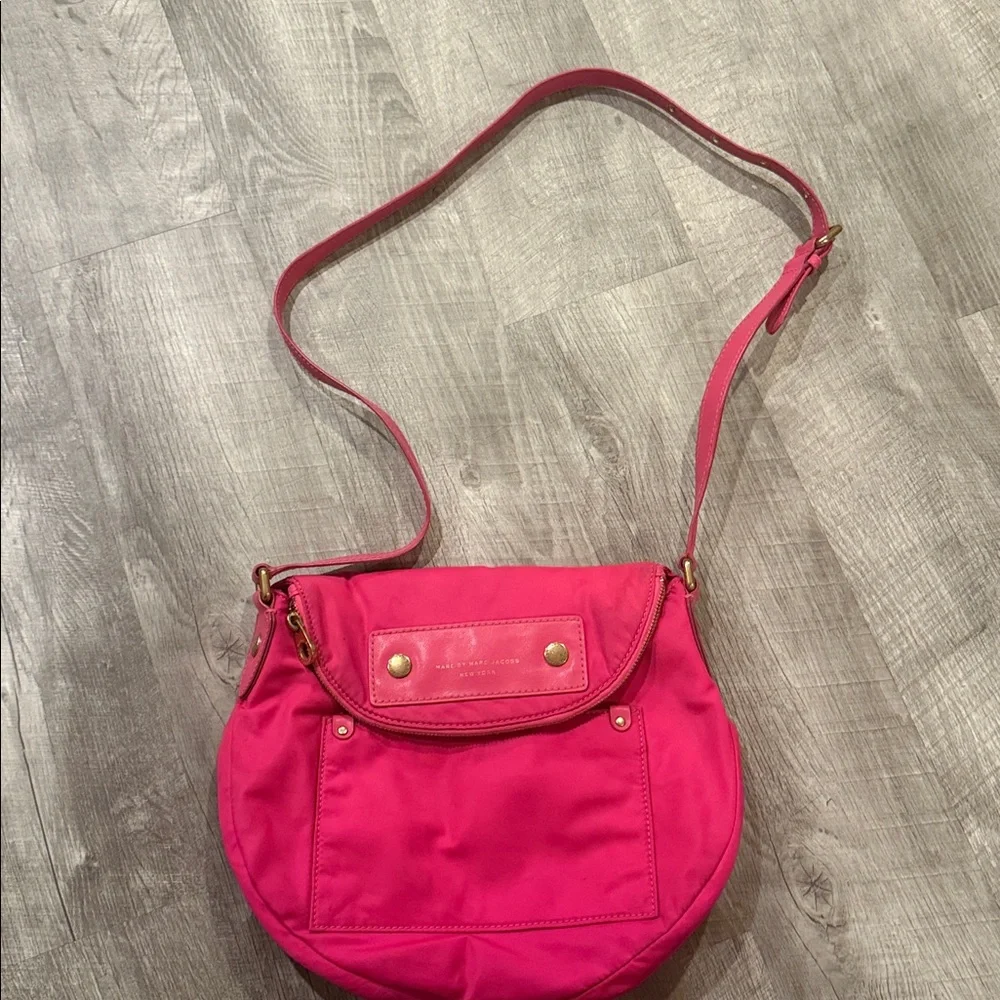Marc Jacob’s pink vinyl bag - Picture 4 of 6